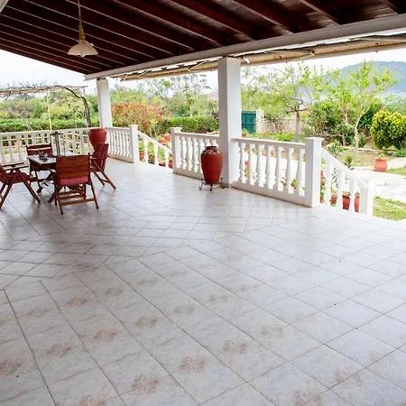 Proti Mare By Toffee Homes Marathopoli