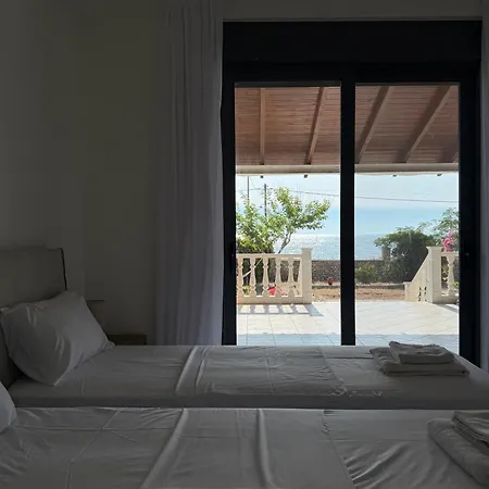בית נופש Proti Mare By Toffee Homes מרתופוליס