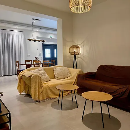 Proti Mare By Toffee Homes מרתופוליס