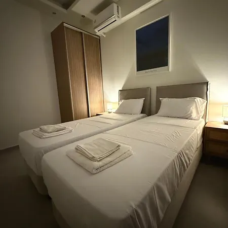 Proti Mare By Toffee Homes *