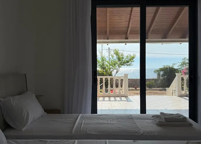 Ferienhaus Proti Mare By Toffee Homes Marathopoli