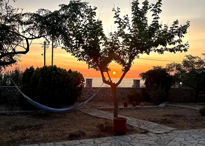 Proti Mare By Toffee Homes