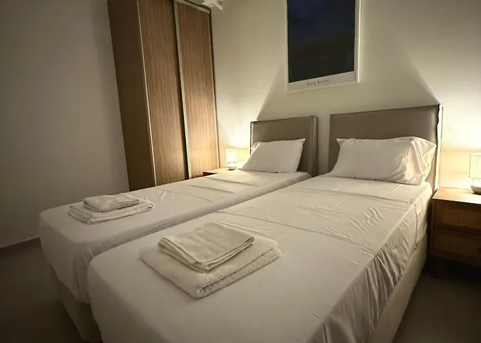 Proti Mare By Toffee Homes *